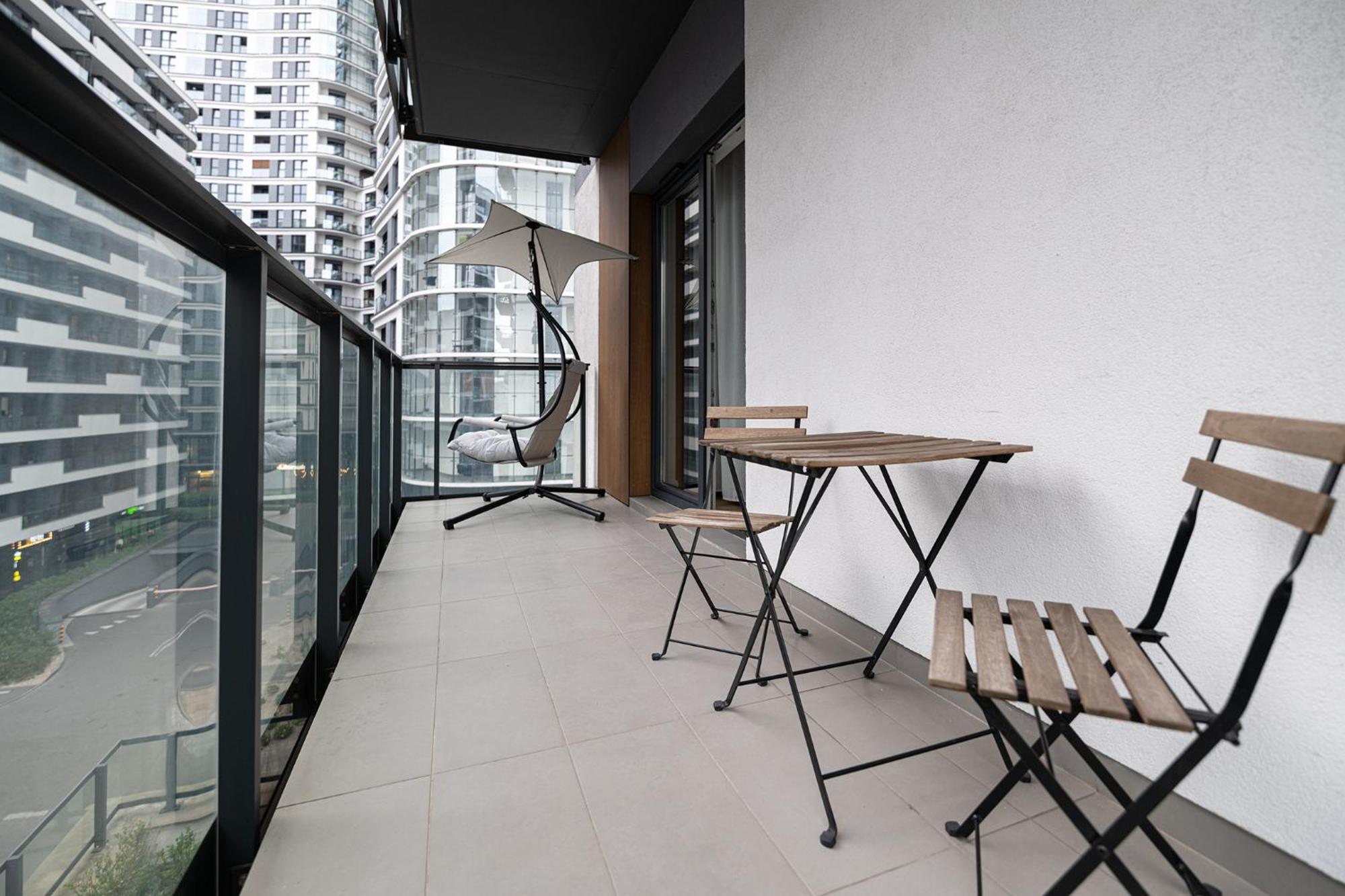 Rentplanet - Bliska Wola Apartment วอร์ซอ ภายนอก รูปภาพ